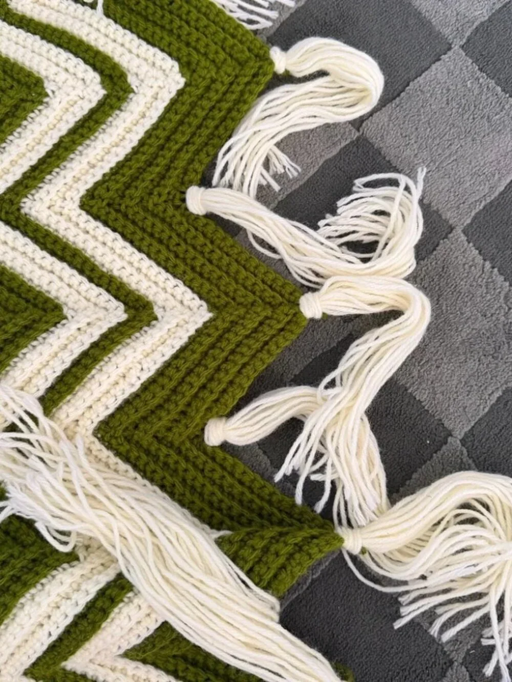 Chevron Pattern Green and White Throw Blanket